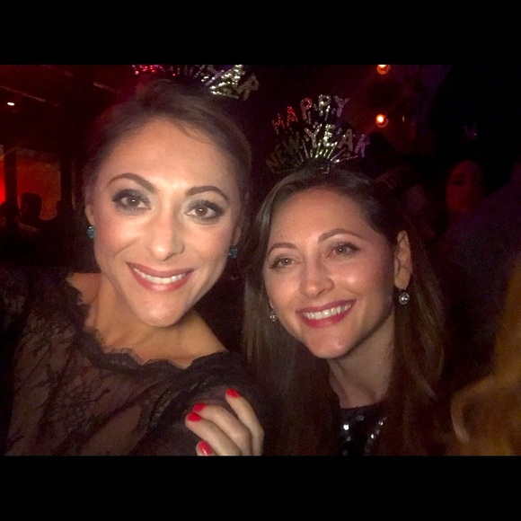 Meet your Posher, Ana - Picture 1 of 1